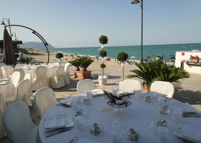 Life Hotel Seaview & Spa